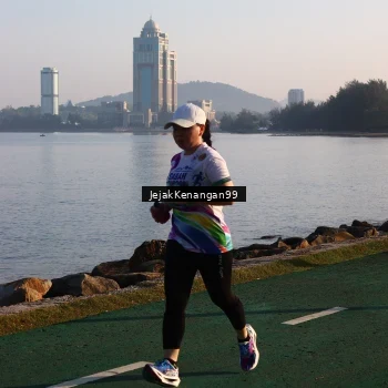 Runner Photo 6102243