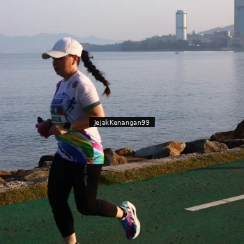 Runner Photo 6102248