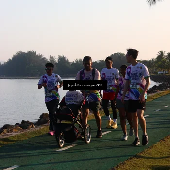 Runner Photo 6102292