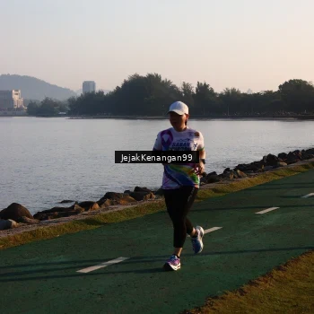 Runner Photo 6102359