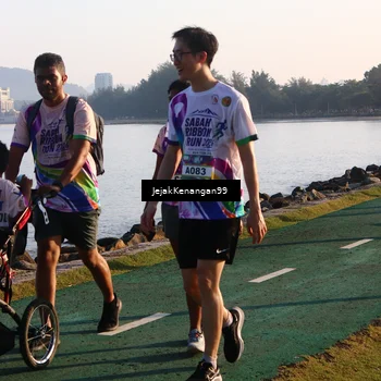 Runner Photo 6102367