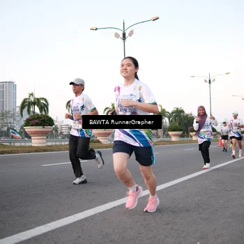 Runner Photo 6102393