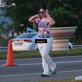 Runner Photo 6102575
