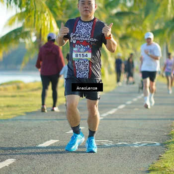 Runner Photo 6102595