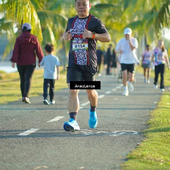 Runner Photo 6102602