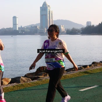 Runner Photo 6102610