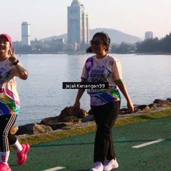 Runner Photo 6102612