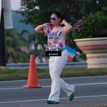 Runner Photo 6102644