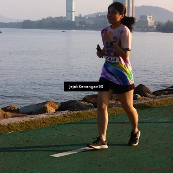 Runner Photo 6102670