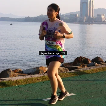 Runner Photo 6102692