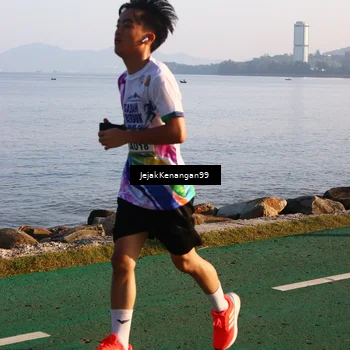Runner Photo 6102744