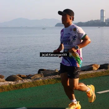 Runner Photo 6102858