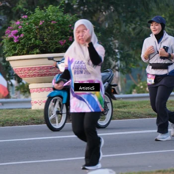 Runner Photo 6102868