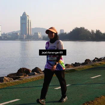 Runner Photo 6102869