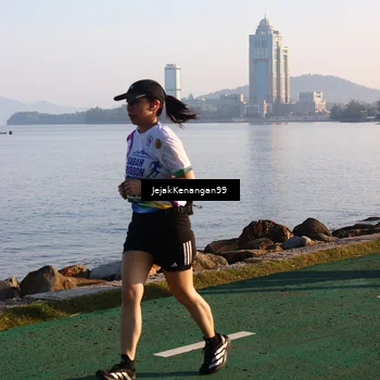 Runner Photo 6102903