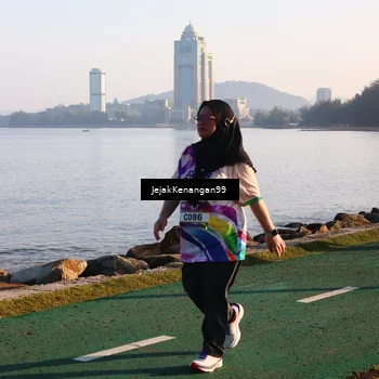 Runner Photo 6102912