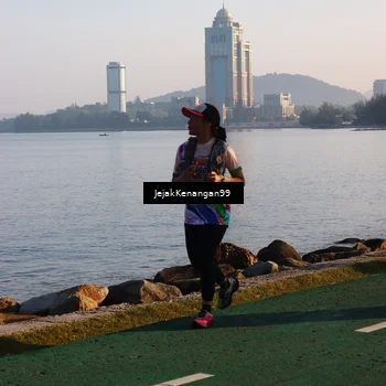 Runner Photo 6102923