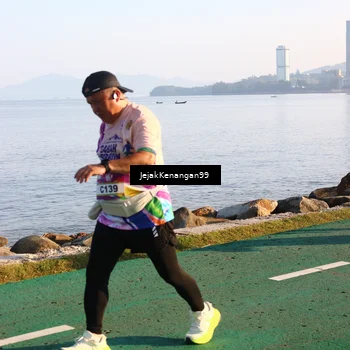 Runner Photo 6102978