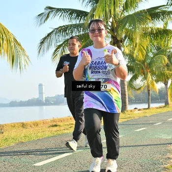 Runner Photo 6103012