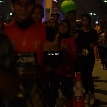 Runner Photo 6103051
