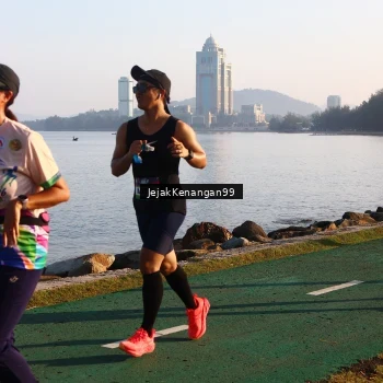 Runner Photo 6103150