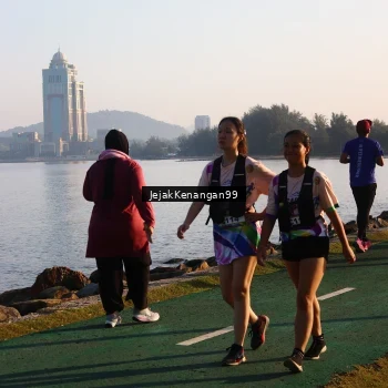Runner Photo 6103154