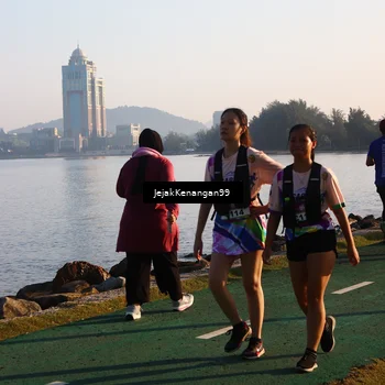 Runner Photo 6103166