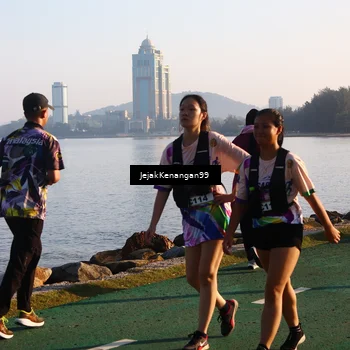 Runner Photo 6103189