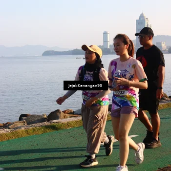 Runner Photo 6103298