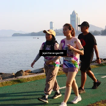 Runner Photo 6103305