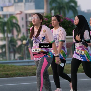 Runner Photo 6103343