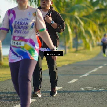 Runner Photo 6103354
