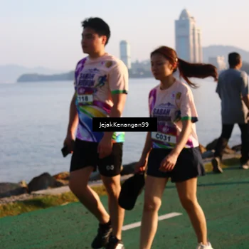 Runner Photo 6103356