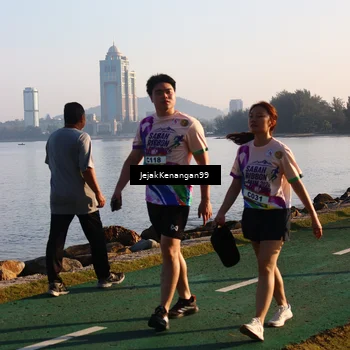 Runner Photo 6103366