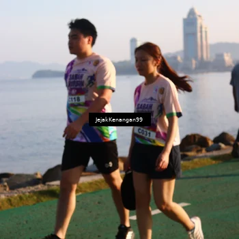Runner Photo 6103367