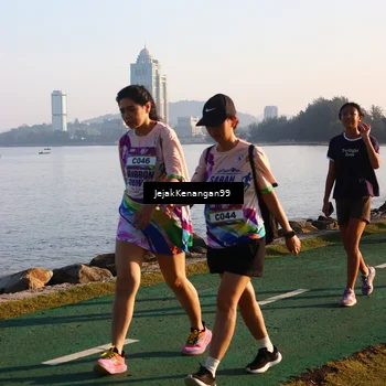 Runner Photo 6103376