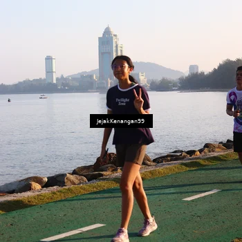 Runner Photo 6103380