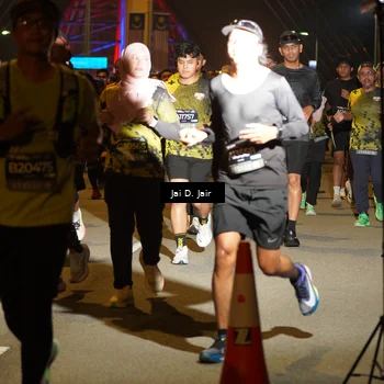 Runner Photo 6103413