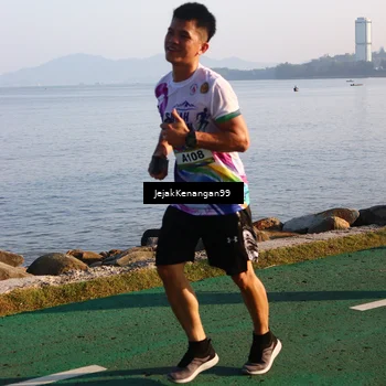 Runner Photo 6103417