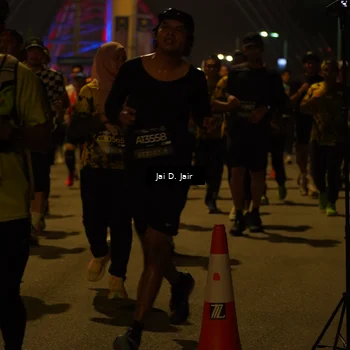 Runner Photo 6103444