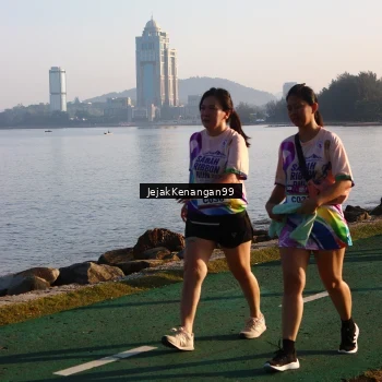 Runner Photo 6103527