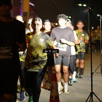 Runner Photo 6103534