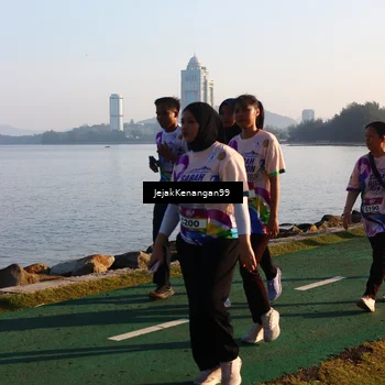 Runner Photo 6103690