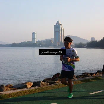 Runner Photo 6103708