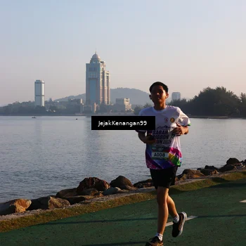 Runner Photo 6103747