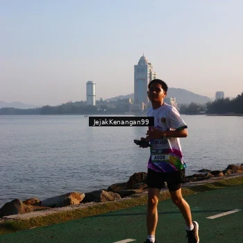 Runner Photo 6103750