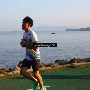 Runner Photo 6103764