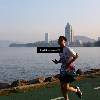 Runner Photo 6103775