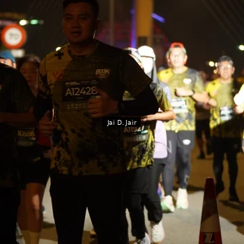 Runner Photo 6103820