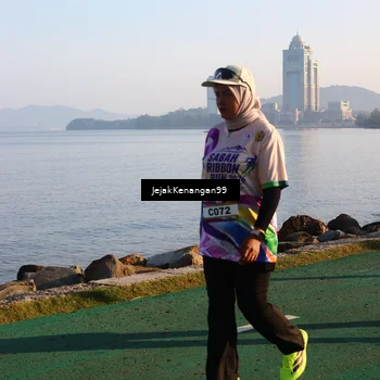 Runner Photo 6103859